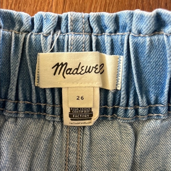 Madewell Denim Jean Paperbag Shorts in Bunten Wash Size 26 EXCELLENT - Picture 2 of 3
